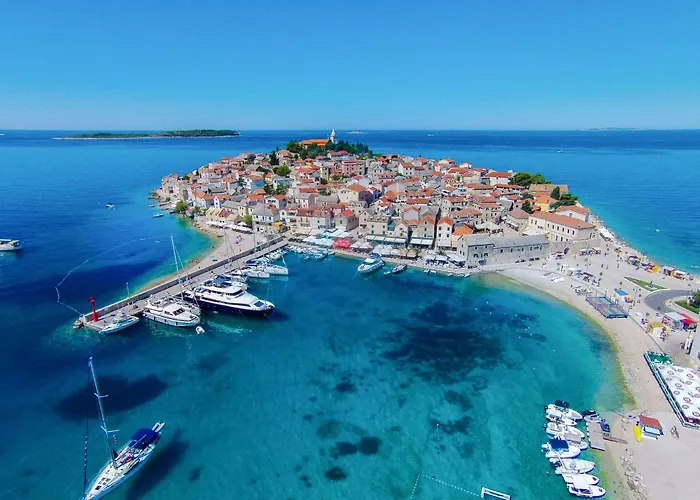 Laguna 1 Fuer 4 Personen By Interhome